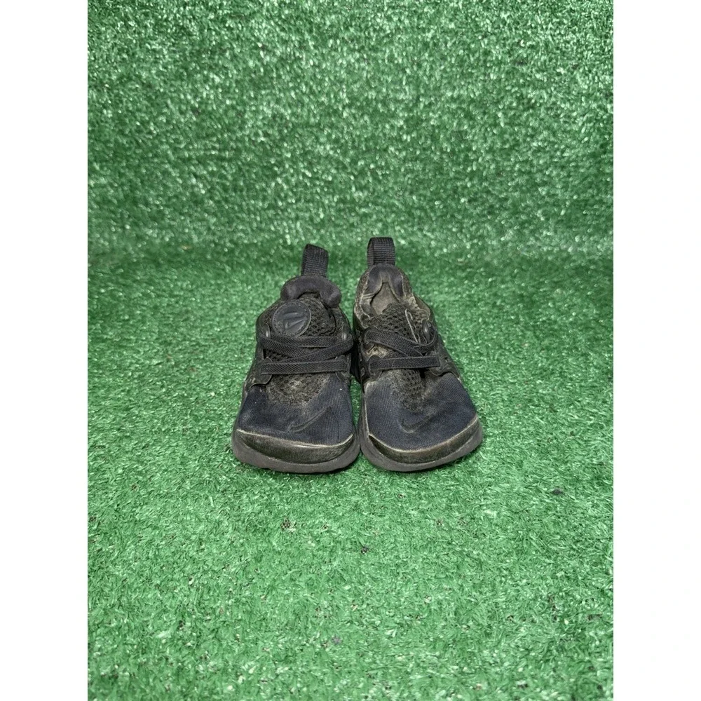 Nike Little Presto Toddler Kids Size 5C Triple Black Walking Shoes Sneakers‎